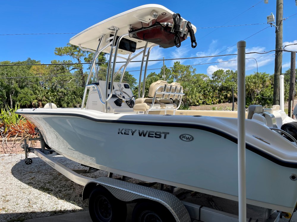 14 Key West Center Console 239fs Ingman Marine